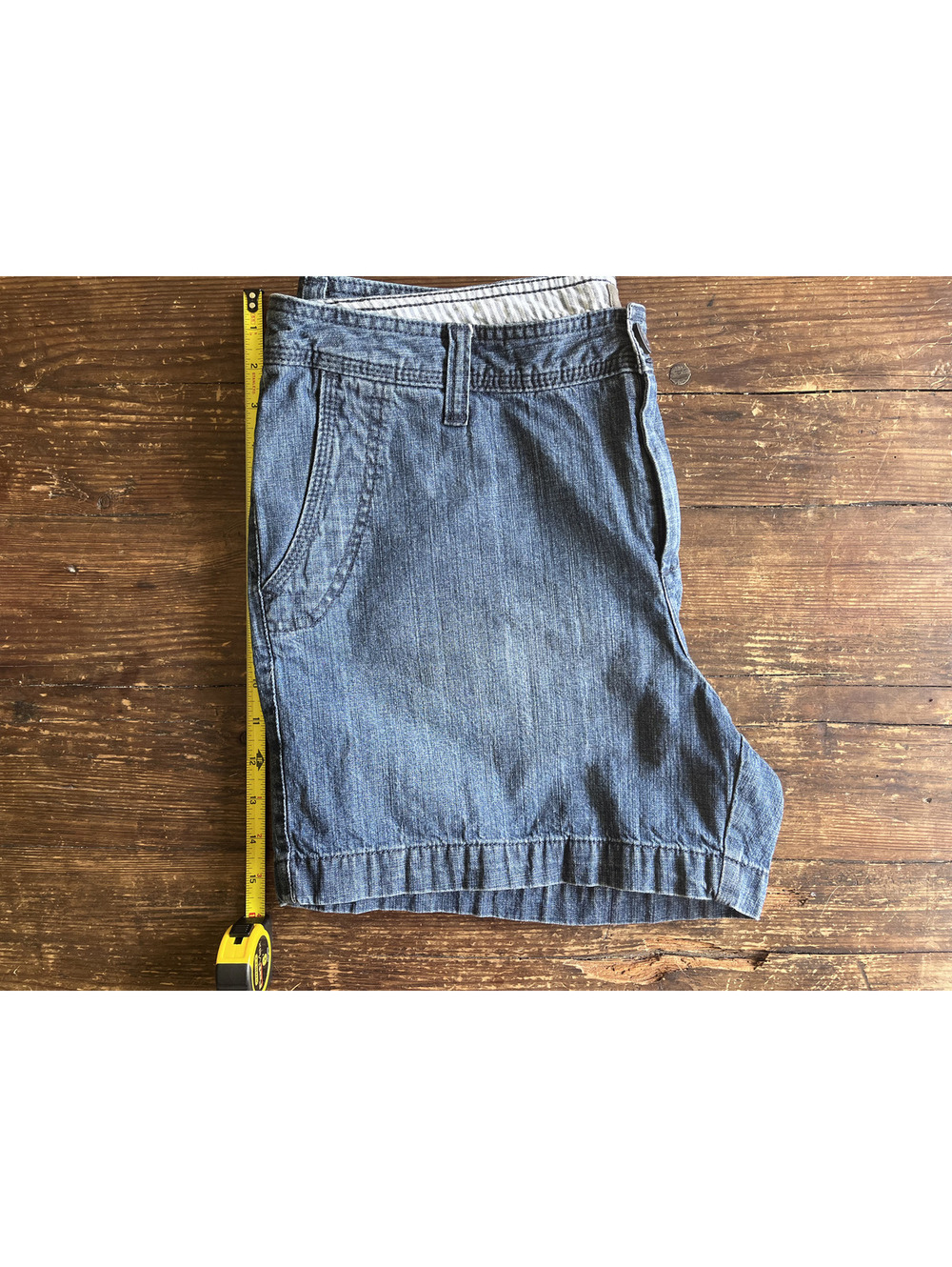Natural Reflections Women's Denim Shorts Size 12 - Picture 5 of 5